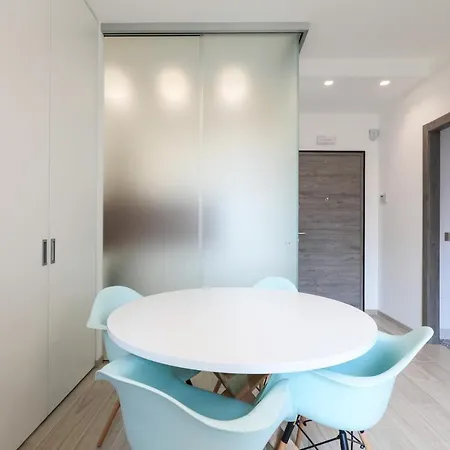 Moderno Bilocale Con Vista Skyline Nel Quartiere Isola 8c - Contempora Milão