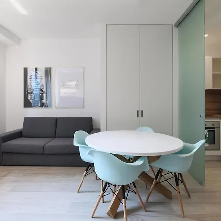 Apartamento Moderno Bilocale Con Vista Skyline Nel Quartiere Isola 8c - Contempora